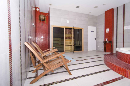 Sauna Himalajan suolalla urheilu- ja hyvinvointikeskuksessa OAZIS - Muut hankkeet