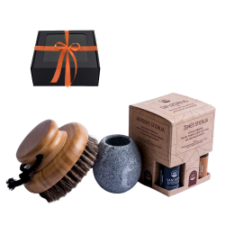 Lahjasetti lahjarasiassa TUOKSUISTA LÄMPÖÄ. Sivellin, kuppi tuoksuille ja eteerisille öljyille. 