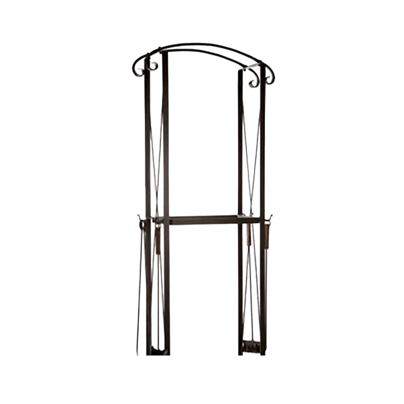 Polttopuupidike työkaluineen