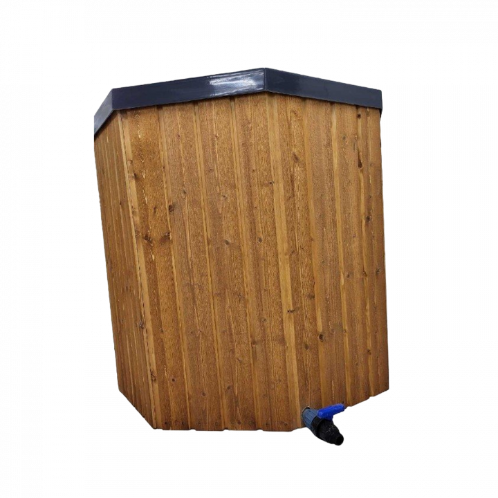 Kylmä allas puuverhouksella, 550 l
