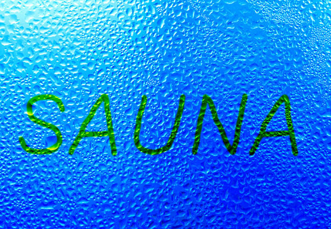 Kastepiste ja kondenssivesi saunassa: Viisi vinkkiä niiden torjumiseksi